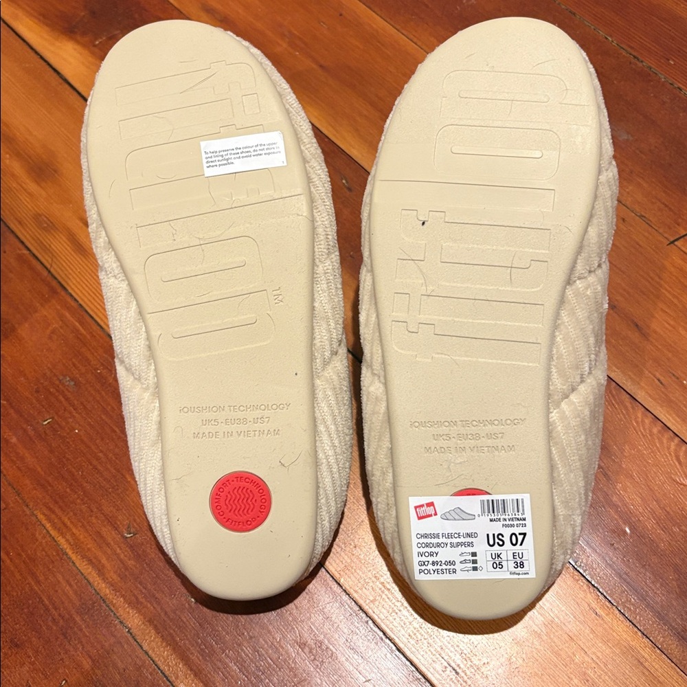 Fleece-lined FitFlop Slippers - Picture 4 of 6